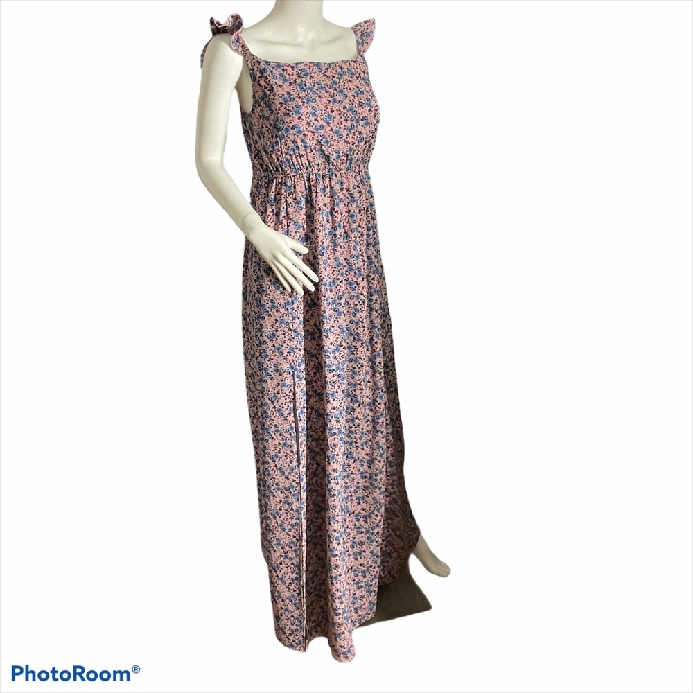 Love @First Sight 👗 - Picture 2 of 7